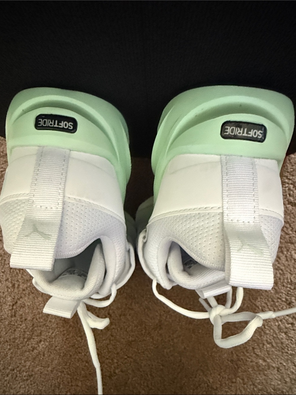 Puma White Mesh Athletic Sneakers with Mint Accent size 8.5 women’s.Worn once - Picture 4 of 7